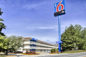 Motel 6-New Cumberland, PA - Harrisburg - Hershey South